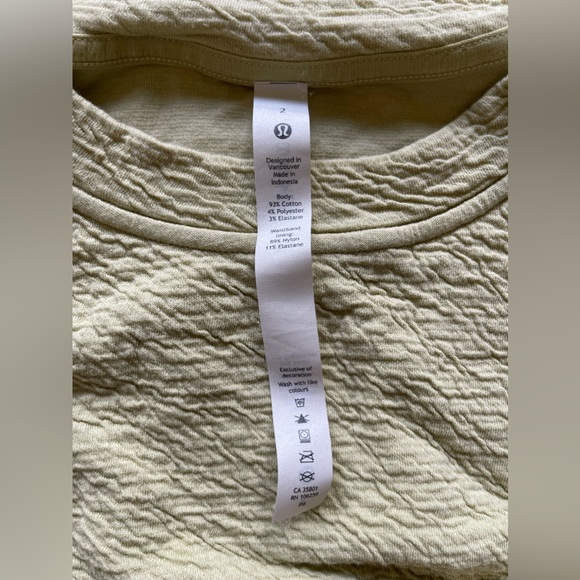 NWOT Lululemon Textured Crewneck Pullover size 2 - Picture 10 of 10